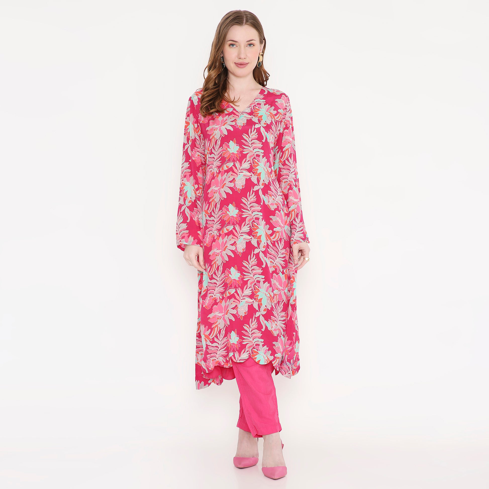 Floral Pink Kurti & pink Pant - EIARAA STUDIO