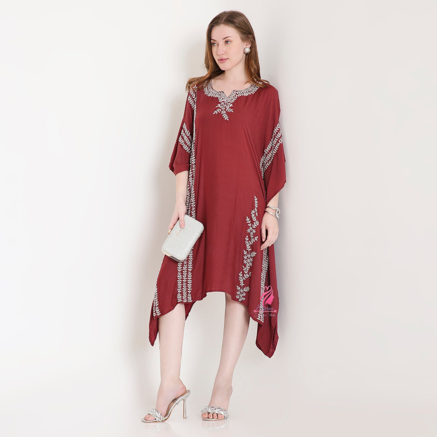 Maroon Katdana embroidery kaftan - EIARAA STUDIO