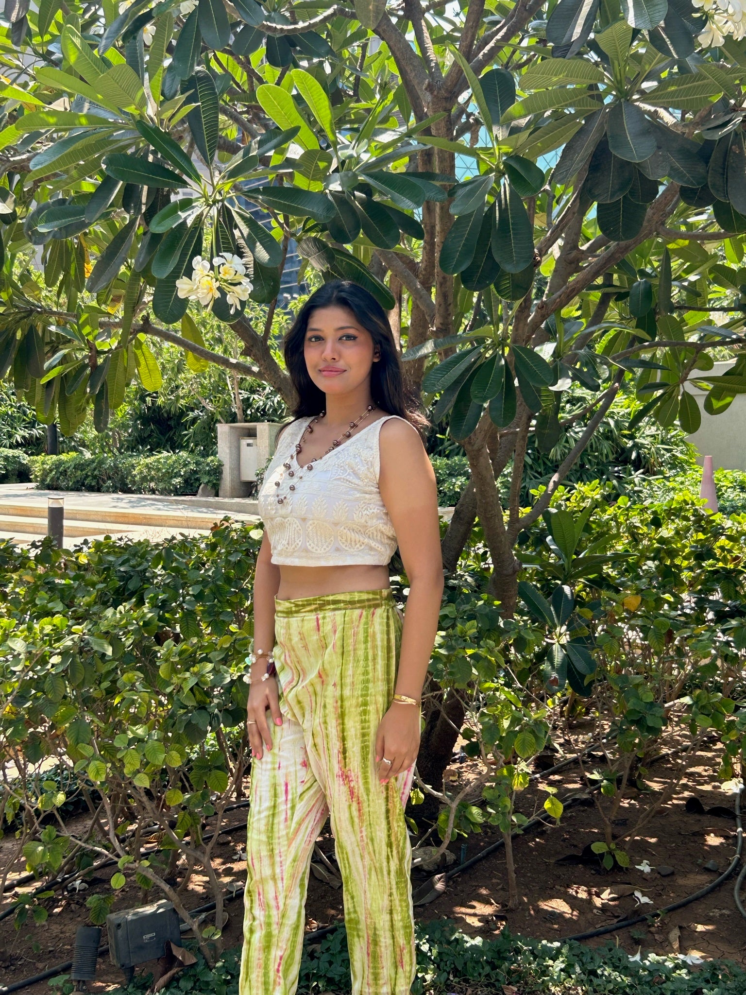 Modern White and Green Co-Ord Set - EIARAA STUDIO