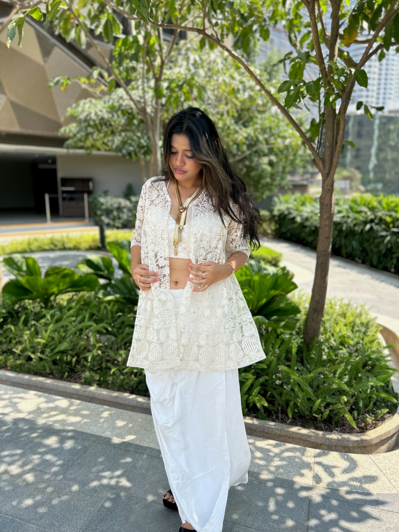 White Laced Shrug - EIARAA STUDIO