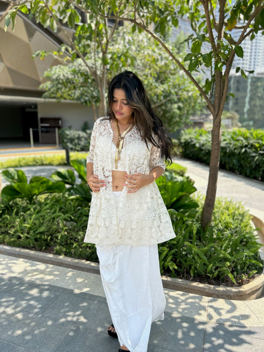 White Laced Shrug - EIARAA STUDIO