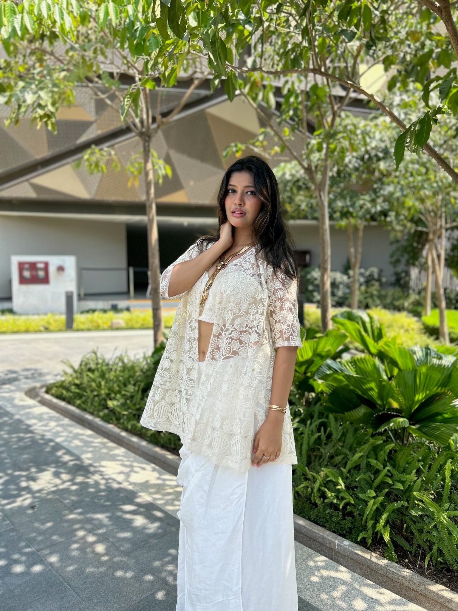 White Laced Shrug - EIARAA STUDIO