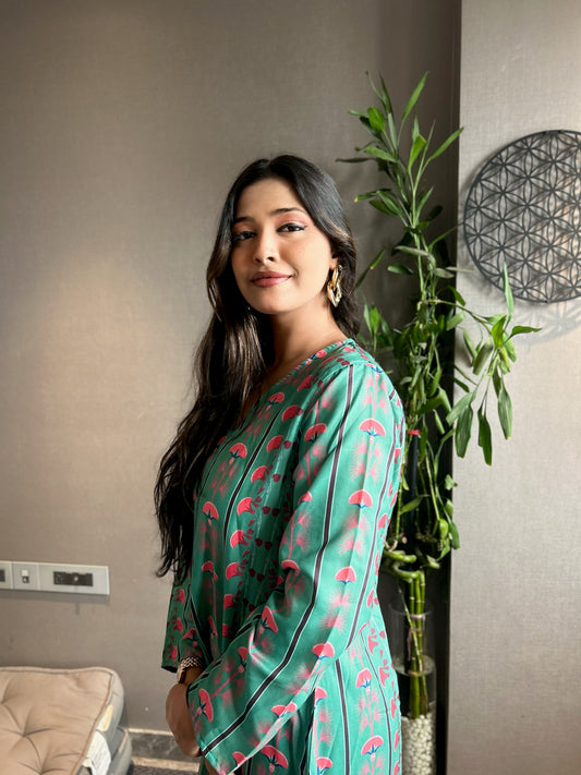 Green Elegant Printed Shirt - EIARAA STUDIO